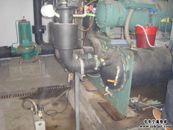 中央樱花视频免费观看樱花视频黄APP更換冷凍油8.jpg